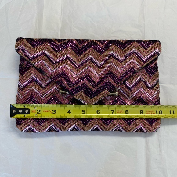 Elaine Turner Zig Zag Bella Clutch - Picture 15 of 15